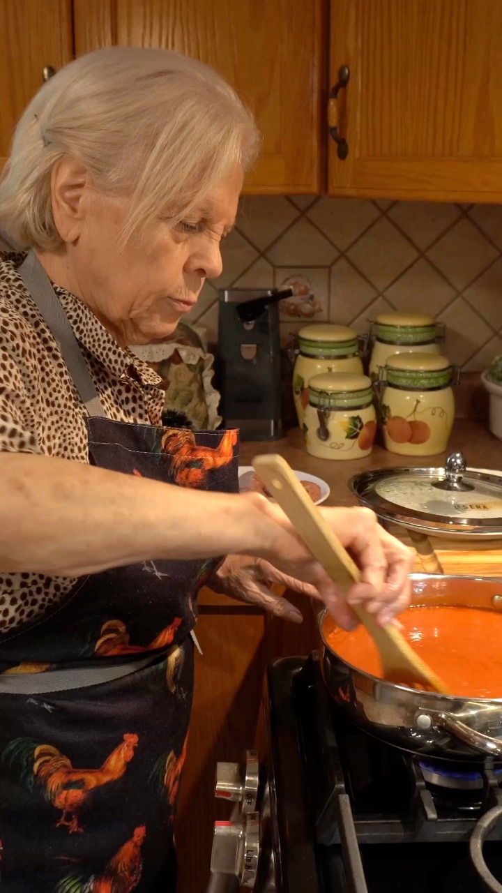 Nonna's Comfort: Recreating Authentic Pasta Fagioli at Home